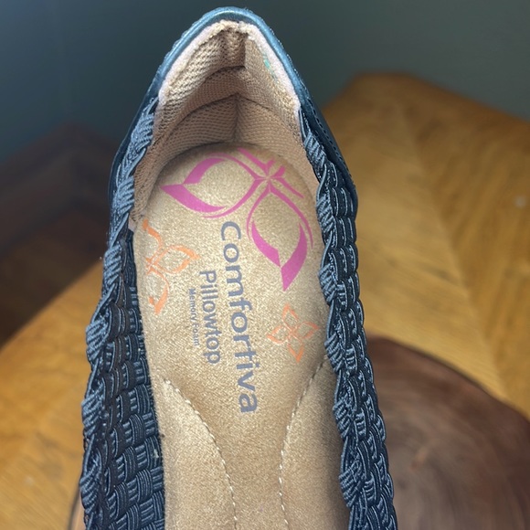 NIB COMFORTIVA RIYA WEAVE FLATS - Picture 14 of 16